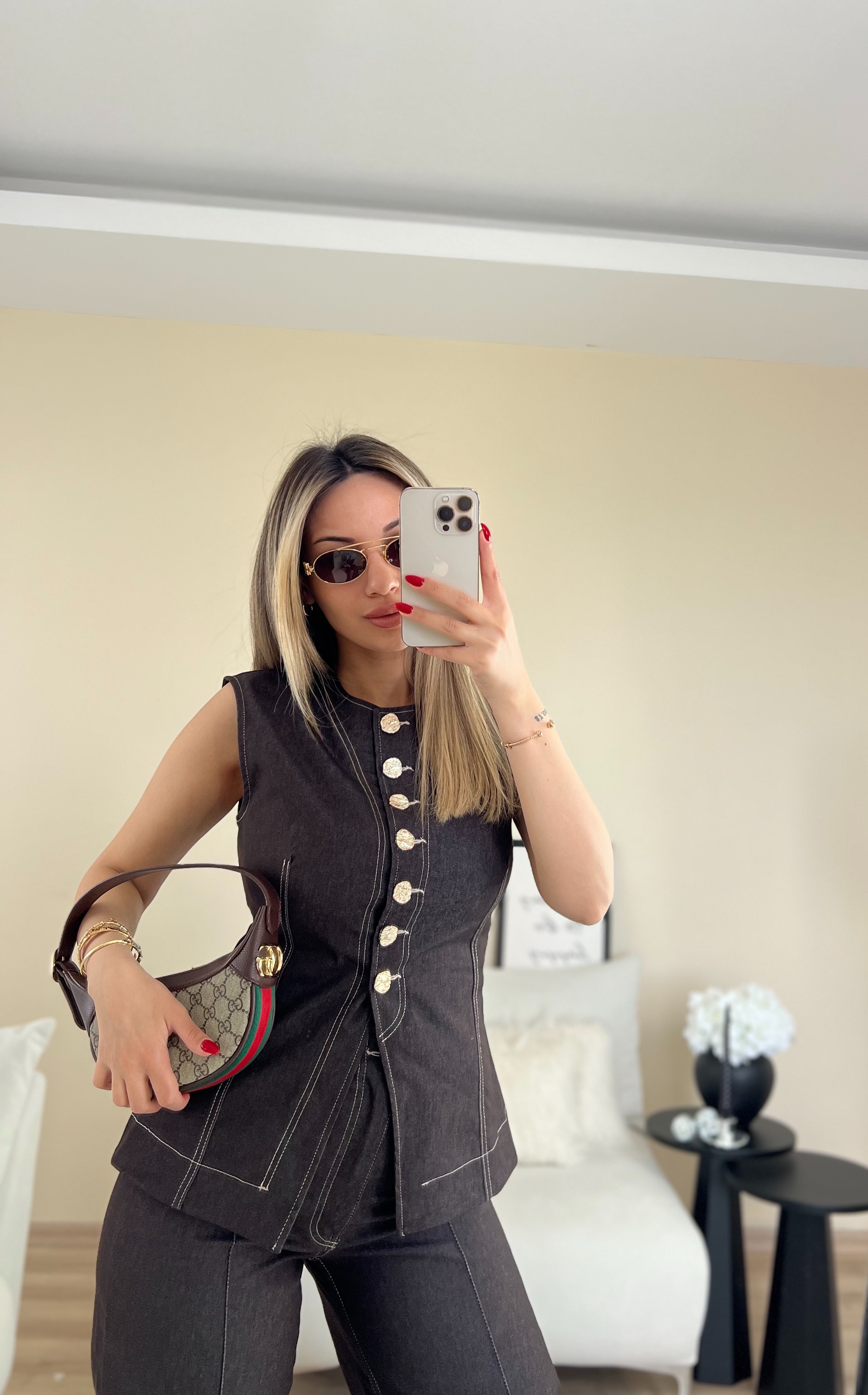 Denim kahverengi gold düğme detaylı yelek thumbnail 4