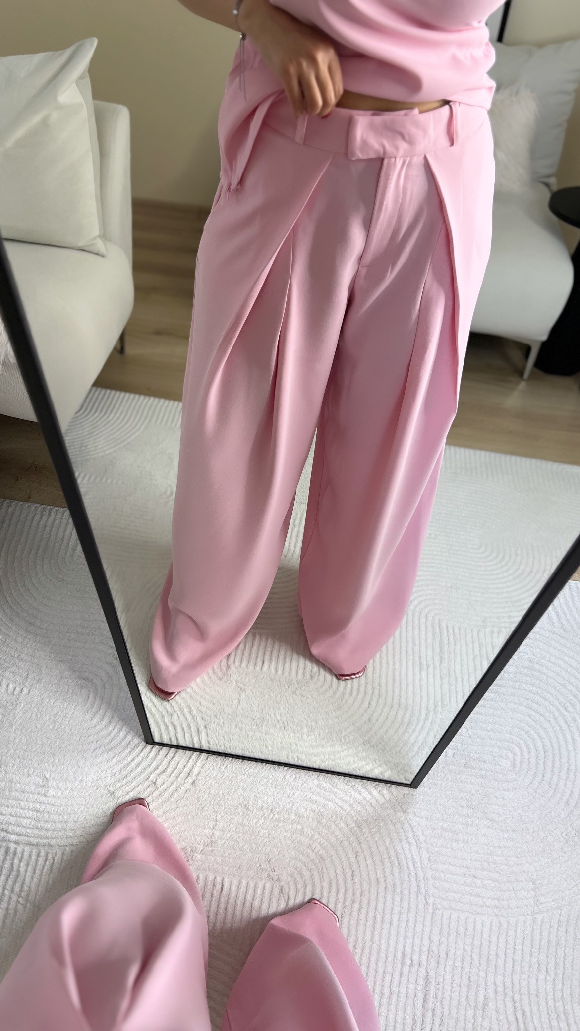 pembe pantolon bluz takım thumbnail 4